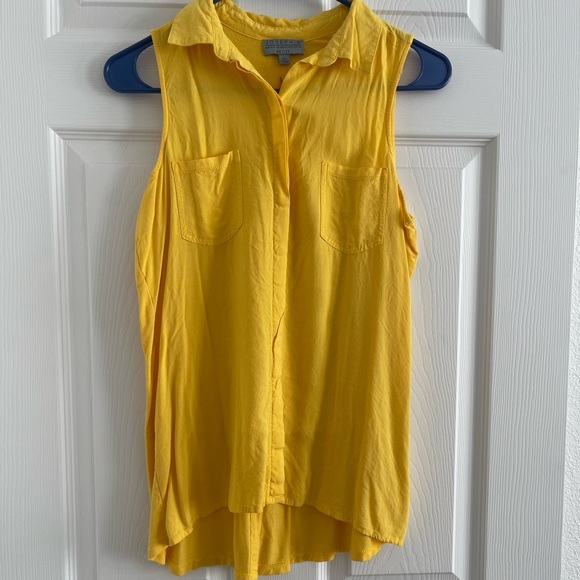 Joseph A Tops - Joseph A. Sleeveless Yellow Top with Buttons